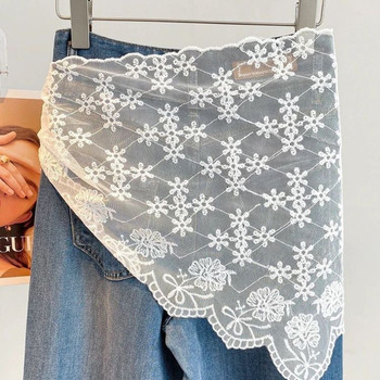 Čipkasti trokutasti šal s resama i svileni pojas za struk — jesen, osnovni/vintage stil; čipka 31–50% i 61–70% poliestera