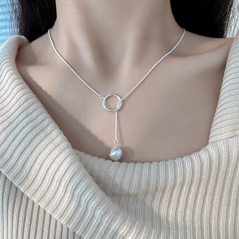 Bakar geometrijska ogrlica s elektroplatiranim zmijskim lancem, zima 2025