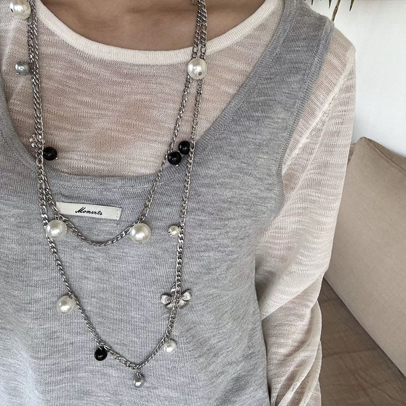 Colier lung cu perle pentru femei, detalii florale, design multistrat, pandantiv din aliaj, electroplacare, lanț regulat