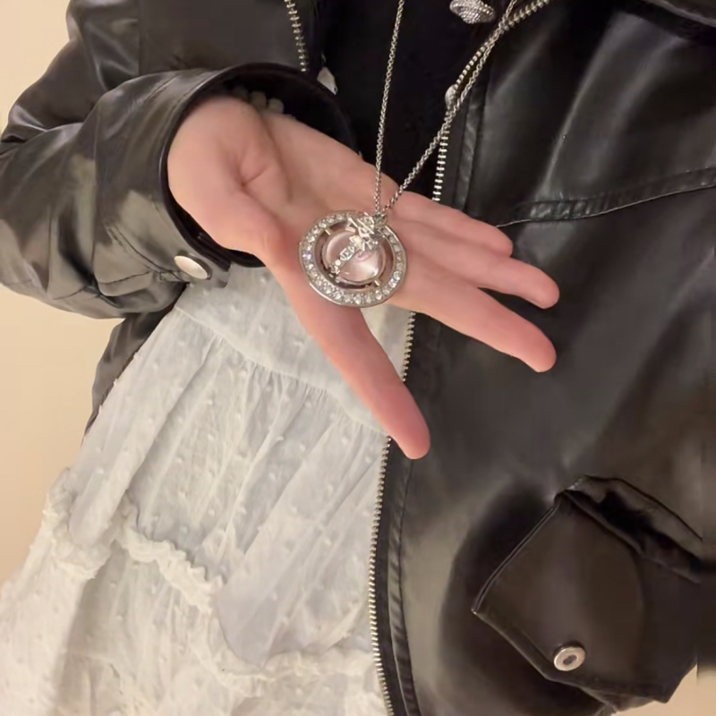 Colier pentru pulover cu lanț în formă de val de apă, pandant din oțel de titan și pietre semi-prețioase placate cu aur