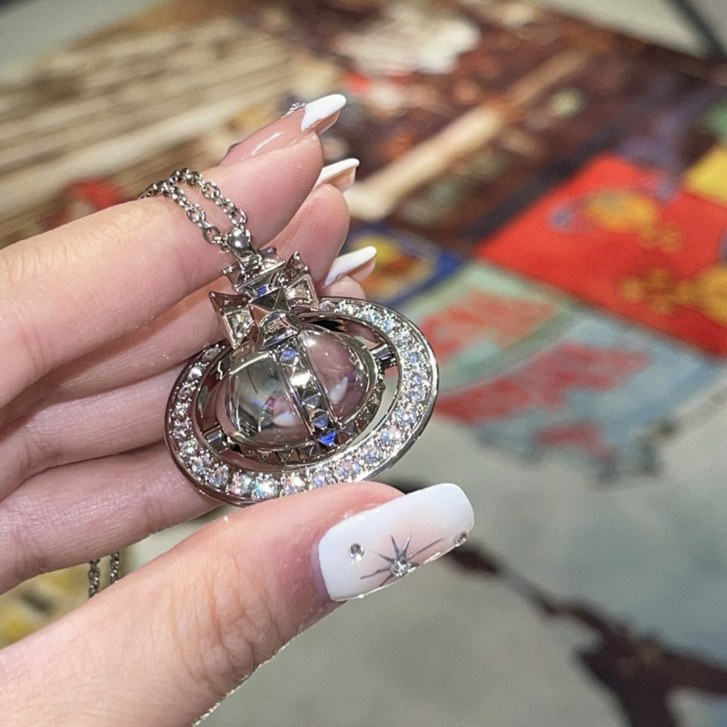 Colier pentru pulover cu lanț în formă de val de apă, pandant din oțel de titan și pietre semi-prețioase placate cu aur