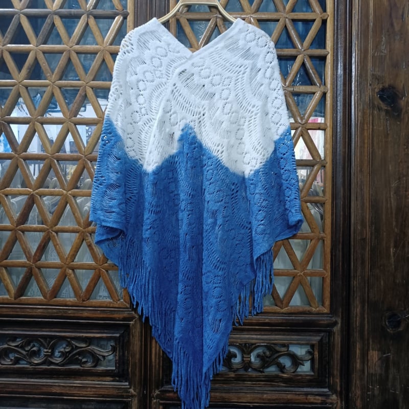 Shawl tie-dye με V-λαιμό, μάλλινο πουλόβερ-μανδύας για φθινοπωρινή-χειμερινή χρήση, βαμμένο με φυτικές βαφές
