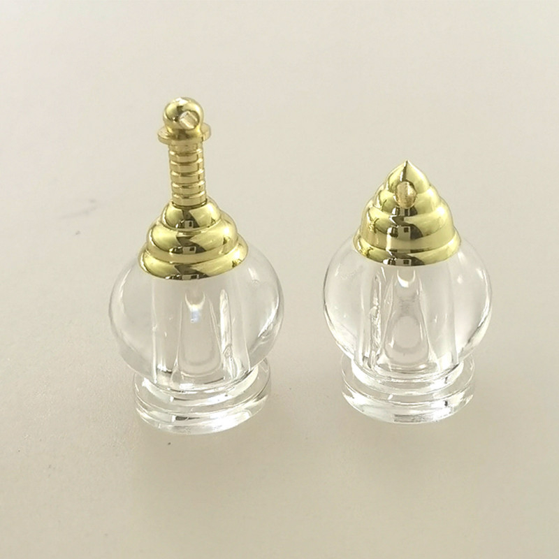 Colier cu pandantiv Gawu din acril și pandantiv Sherita – design geometric original