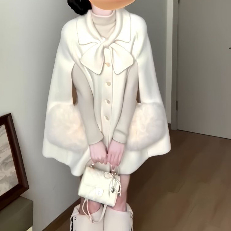 Sievietēm Cape jaka no poliestera, brīvs piegriezums, vidējā garuma, polo apkakle, garas piedurknes