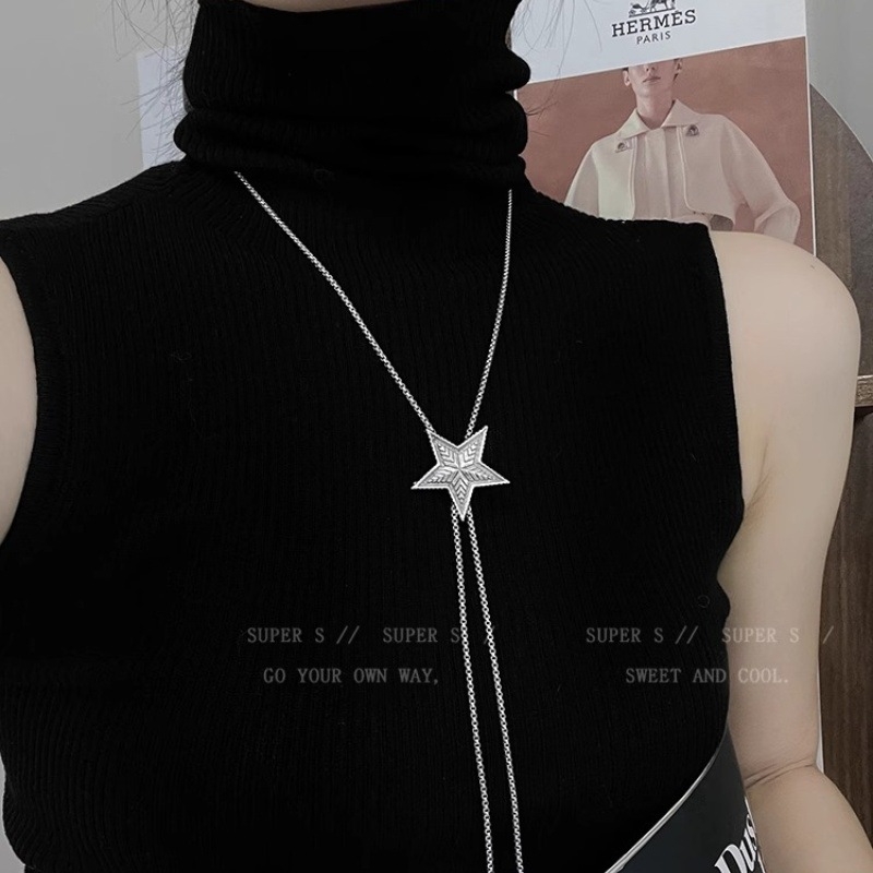 Hosszú pulóverhez való nyaklánc csillagmotívummal, állítható, minimalist stílus, ötvözetből, elektroplakált felülettel, beépített mesterséges ékkővel, Lixuan márka