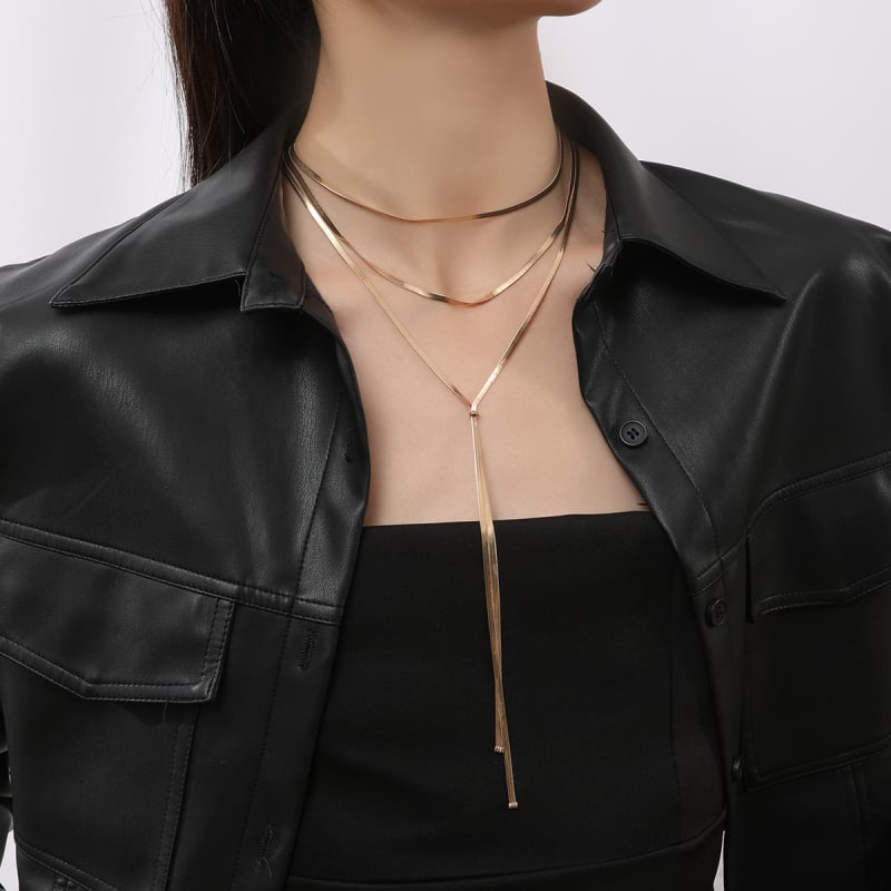 Hosszú fém láncos tassel nyaklánc, hip-hop stílusban (Anyag: Fém; Feldolgozás: Elektroplakolás; Stílus: Személyiség; Ősz 2023)