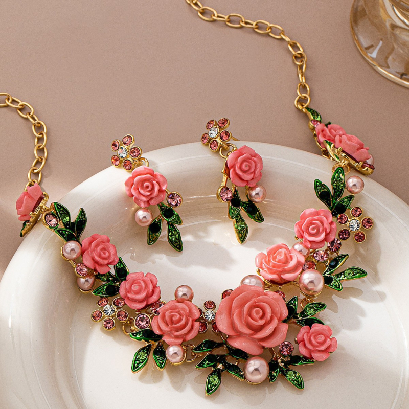 Set nakita: naušnice i ogrlica od cinkovog legura, dijamantna obrada, motiv biljaka i cvijeća, pastoralni stil