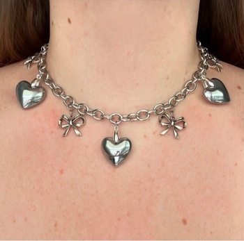 Colier cu inimă, design nod papion, oțel titan, lanț tip O