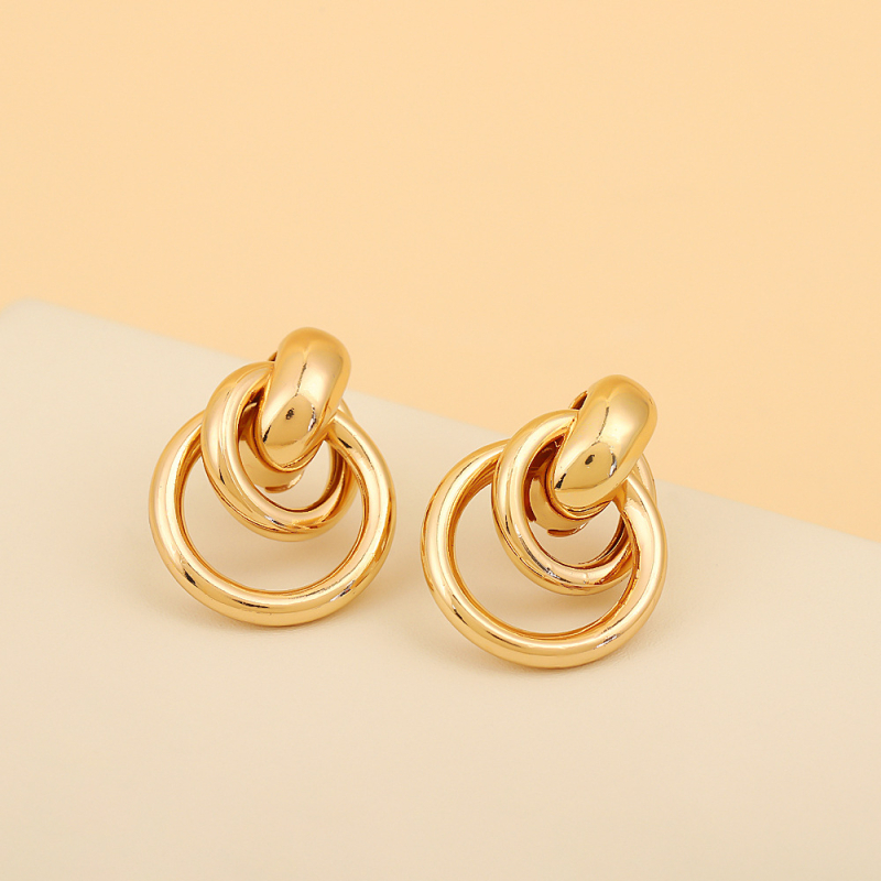 Комплект от обеци и колие: многослойни кръгли обици, материал желязо; висулка желязо; електроплакиране; обикновена верига