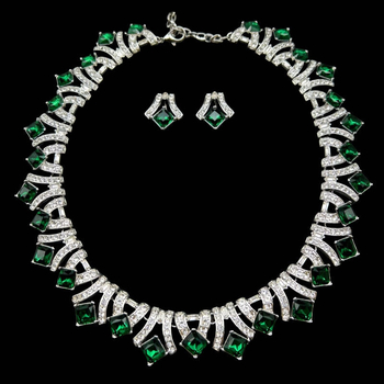 Комплект бижута в ретро дворцов стил: колие и обеци от сплав с инкрустирани полускъп камъни, геометричен мотив