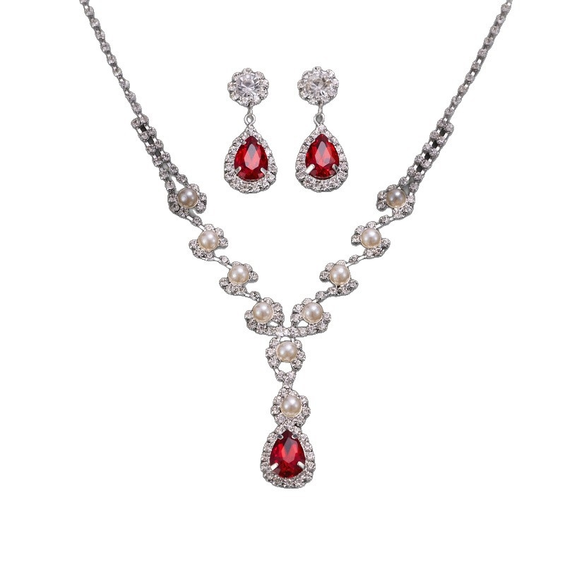 Комплект колие и обеци от ринстон кристали, електроплатен финиш, форми: сърце/капка/камбанка, стандартна верига