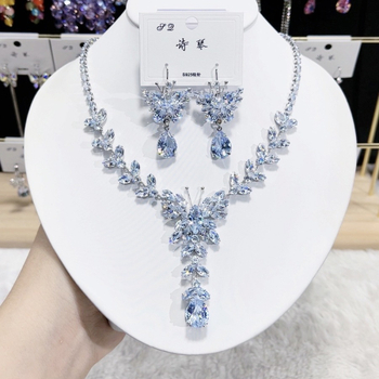 Set colier și cercei cu zirconiu, lanț clavicular, pandant din cupru, design original