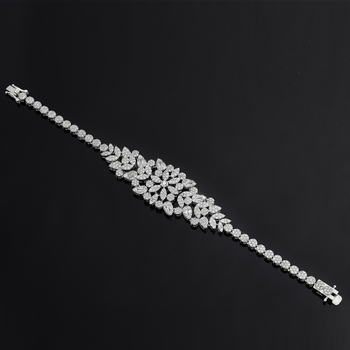 Комплект бижута за жени: колие, обици, пръстен и гривна – меден материал, зиркон инлей, флорален мотив