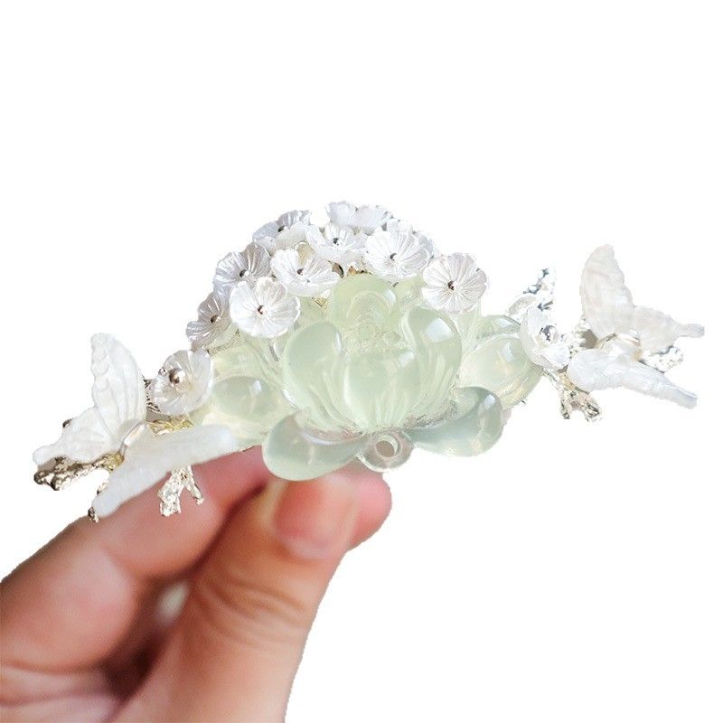 Hajdísz – Vintage virágos lotus motívum, kézzel készített; stílus: Vintage, női; forma: virágok; származás: Jinan, Shandong