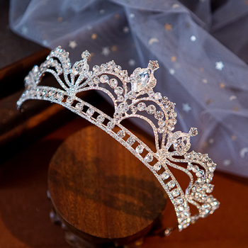 Vjenčani tiara za kosu s rhinestones i biserima, polukružna kruna, elektroplatirano, pojedinačno pakirano, prilagodljivo, pogodno za vjenčanje i rođendan