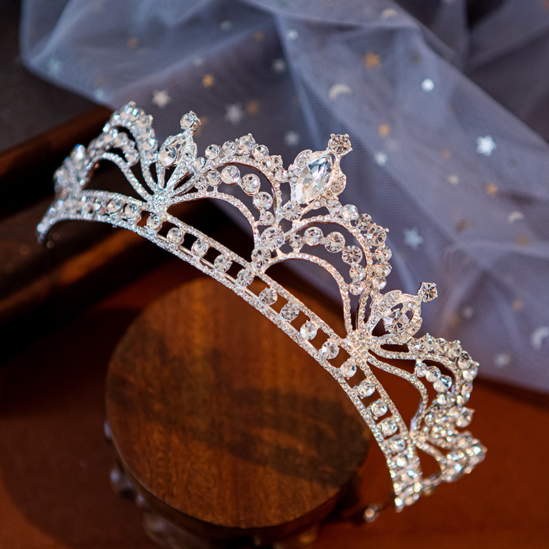 Vjenčani tiara za kosu s rhinestones i biserima, polukružna kruna, elektroplatirano, pojedinačno pakirano, prilagodljivo, pogodno za vjenčanje i rođendan