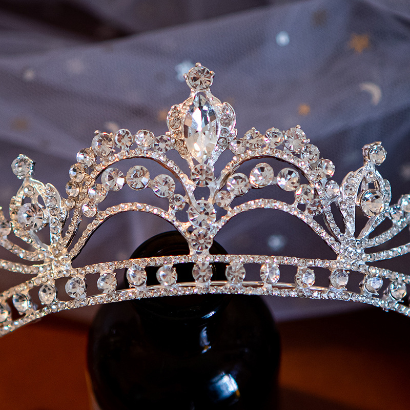 Vjenčani tiara za kosu s rhinestones i biserima, polukružna kruna, elektroplatirano, pojedinačno pakirano, prilagodljivo, pogodno za vjenčanje i rođendan