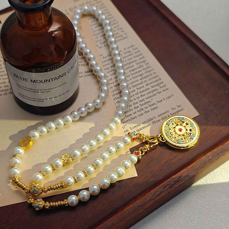 Colier cu disc geometric emblemă (Material: mărgele; Pandantiv: aliaj; Placare electroplată; Formă geometrică; Lanț normal)