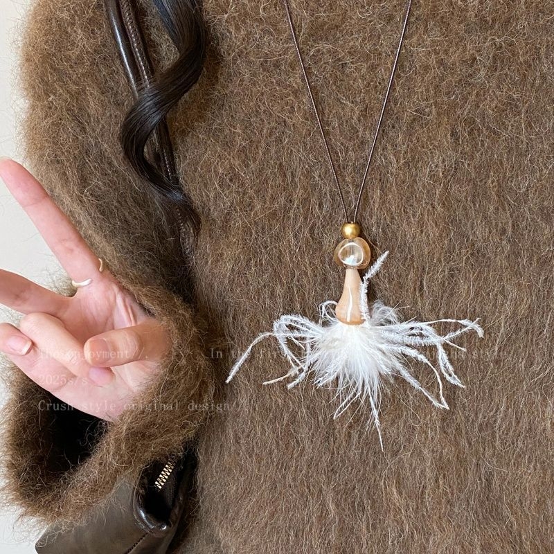 Colier cu pandant geometric, materiale mixte, placare electroplatină, lanț regulat, pentru femei