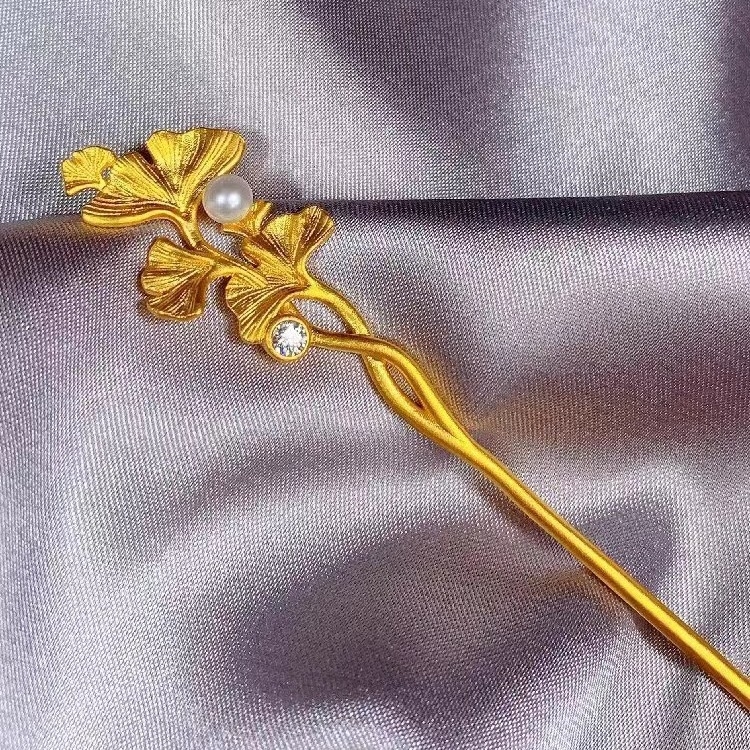 Clema de păr cu frunză de ginkgo, alamă placată cu aur, stil retro, motiv floral, ambalaj individual