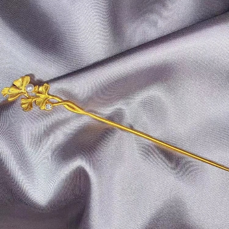 Clema de păr cu frunză de ginkgo, alamă placată cu aur, stil retro, motiv floral, ambalaj individual