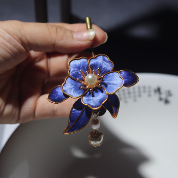 Clip de păr cu perle, design floral filigran în velur, camelia și bujor, accesorii Hanfu pentru nuntă