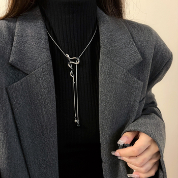 Colier din oțel titan pentru femei – în formă de șarpe, cu mai multe straturi, lanț regulat, greutate 6 g