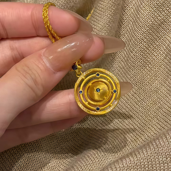 Colier din cupru cu lanț Chopard – pandantiv geometric în formă de constelație/stea