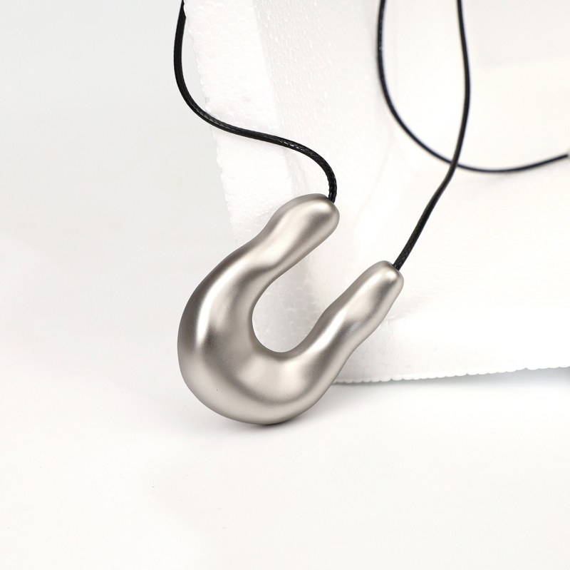 Colier cu formă U, asimetric, din cupru, lanț din cordon de piele, electroplating, circumferință 81 cm+