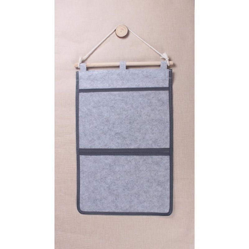 Nem szőtt anyagból készült akasztós táska gyerekek rajzainak és házi feladatainak osztálytermi kiállításához