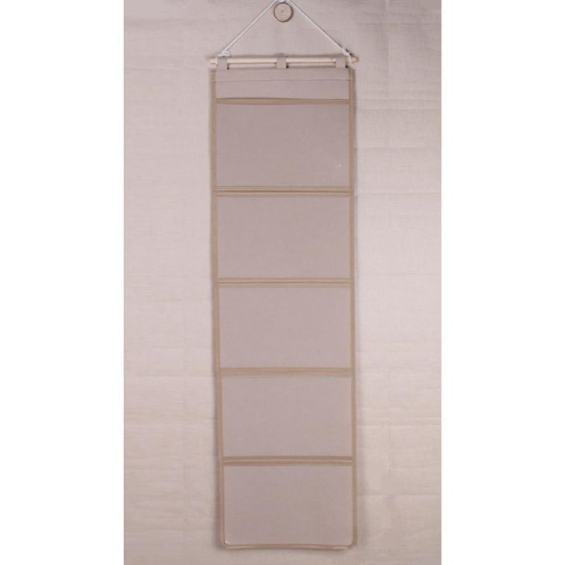 Nem szőtt anyagból készült akasztós táska gyerekek rajzainak és házi feladatainak osztálytermi kiállításához