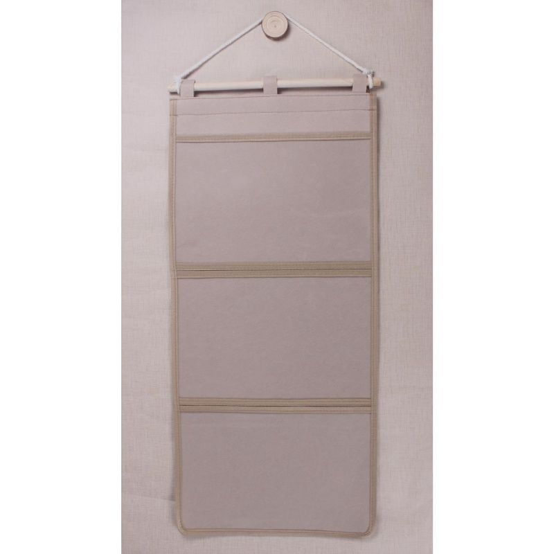 Nem szőtt anyagból készült akasztós táska gyerekek rajzainak és házi feladatainak osztálytermi kiállításához