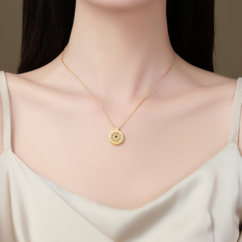 S925 ezüst nyaklánc nyolc kincses kompás medállal, forgó cirkónium, vintage stílus