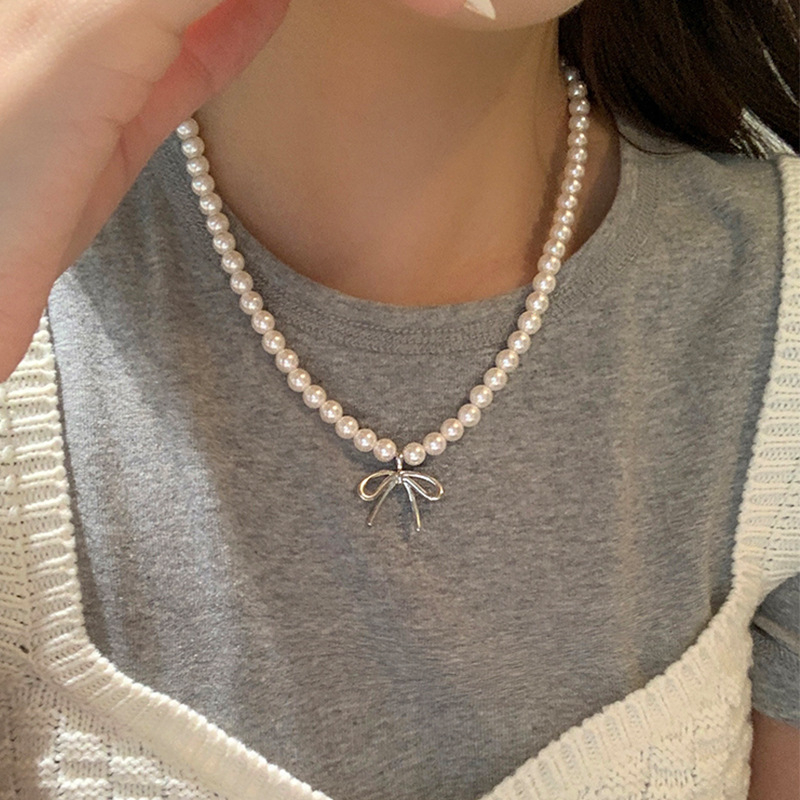 Colier cu pandantiv în formă de funda din perle artificiale, realizat manual, design geometric, lanț pentru pulover, lungime 41–50 cm