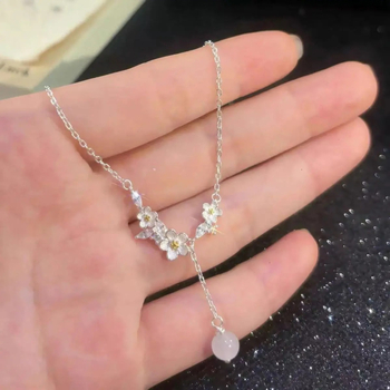 Nakit od srebra 925 s privjeskom u obliku cvijeta, križni lanac, lagani luksuzni stil za žene, zimsko izdanje 2025