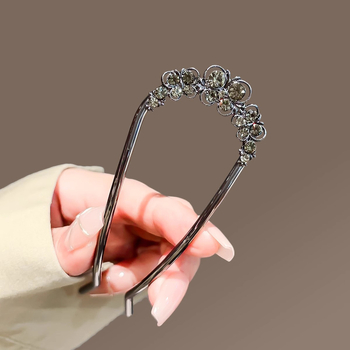 Agrafă pentru păr cu motiv de fluture, formă U, din aliaj, placare electrolitică, stil simplu (Material: aliaj; Formă: U; Motiv: fluture; Finisaj: placare electrolitică; Categorie: agrafe de păr)