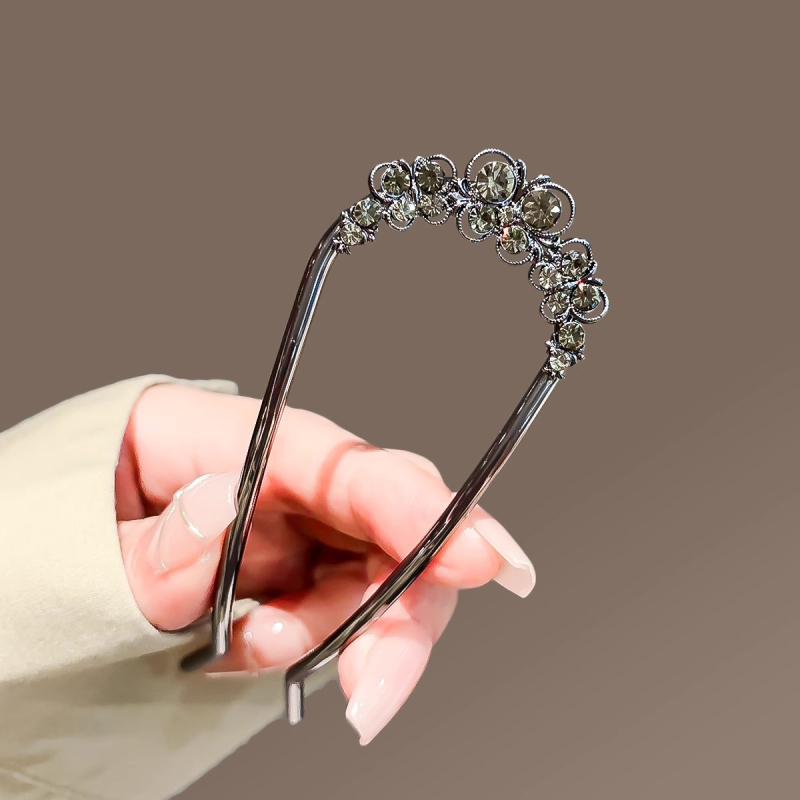 Agrafă pentru păr cu motiv de fluture, formă U, din aliaj, placare electrolitică, stil simplu (Material: aliaj; Formă: U; Motiv: fluture; Finisaj: placare electrolitică; Categorie: agrafe de păr)