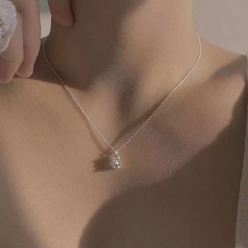 Colier cu pandantiv urs desen animat, aliaj, placare electrolitică, lanț standard