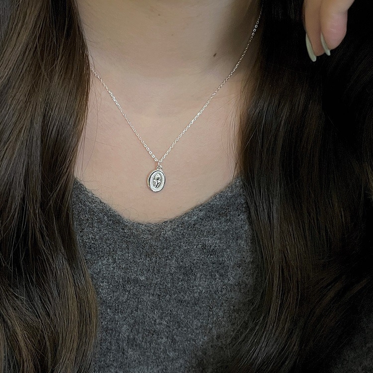 Ogrlica od srebra S925 s okruglim privjeskom u obliku tulipana, križasti lanac, korejski stil, svježe i slatko