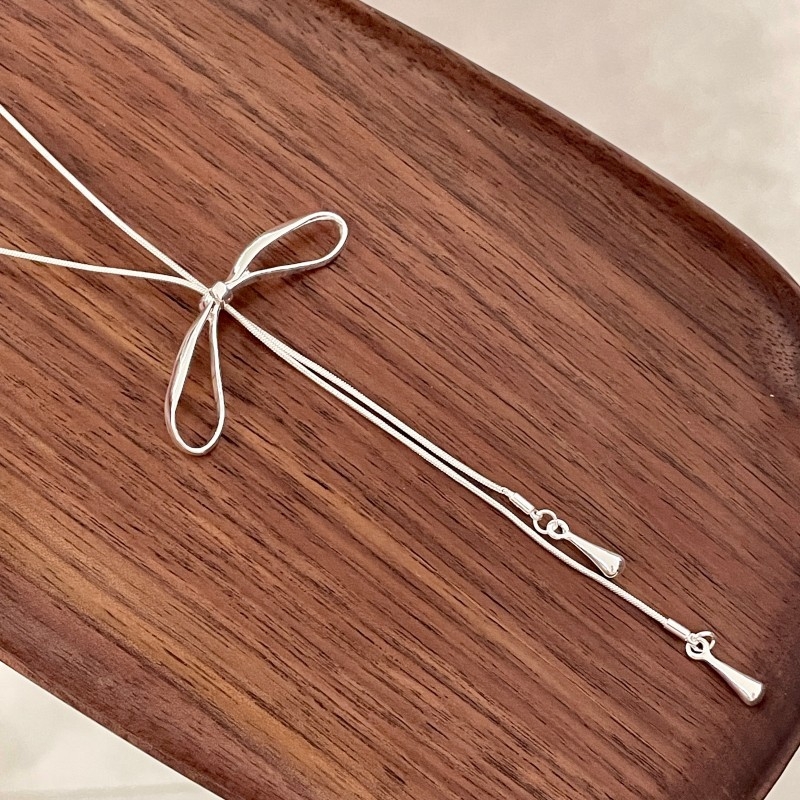 Ogrlica u obliku mašne, mješavina materijala, elektroplatiranje, marka Butterfly, lanac za džemper