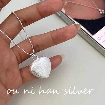 Ogrlica od 925 srebra sa srcolikim privjeskom, kuglični lanac, elektroplirano završno, proljeće 2025