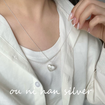 Ogrlica od 925 srebra sa srcolikim privjeskom, kuglični lanac, elektroplirano završno, proljeće 2025