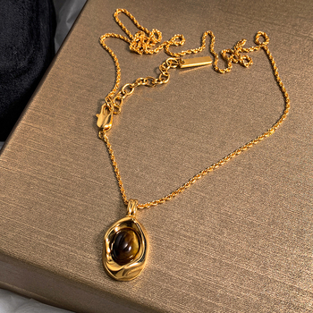 Bakrena ogrlica s privjeskom Tiger Eye, pleteni lanac, retro stil Maillard Wind, ženski nakit