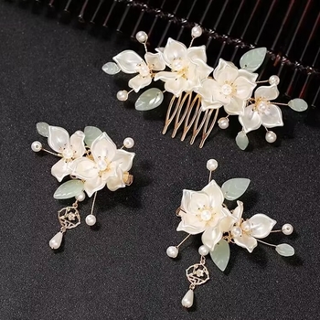 Hanfu hajdíszek készlet camellia motívummal, szív alakú dizájn, bojtos hajcsatok és hajkefe, elektroplatinált ötvözet, egyedi csomagolás