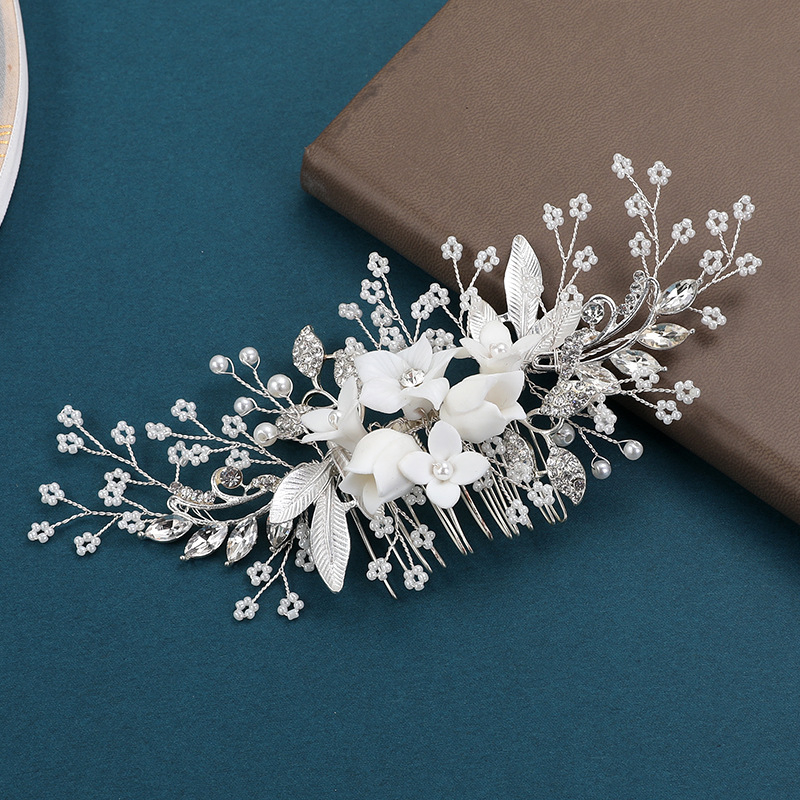 Сватбена щипка за коса с цвете от перли - ръчна изработка, 42 г, за прическа на кок