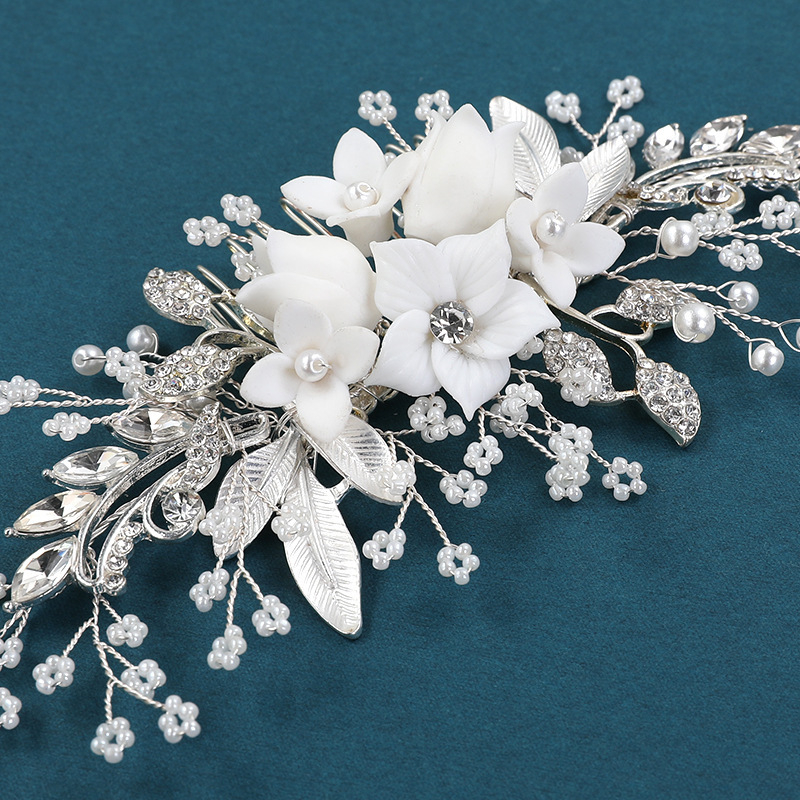 Сватбена щипка за коса с цвете от перли - ръчна изработка, 42 г, за прическа на кок