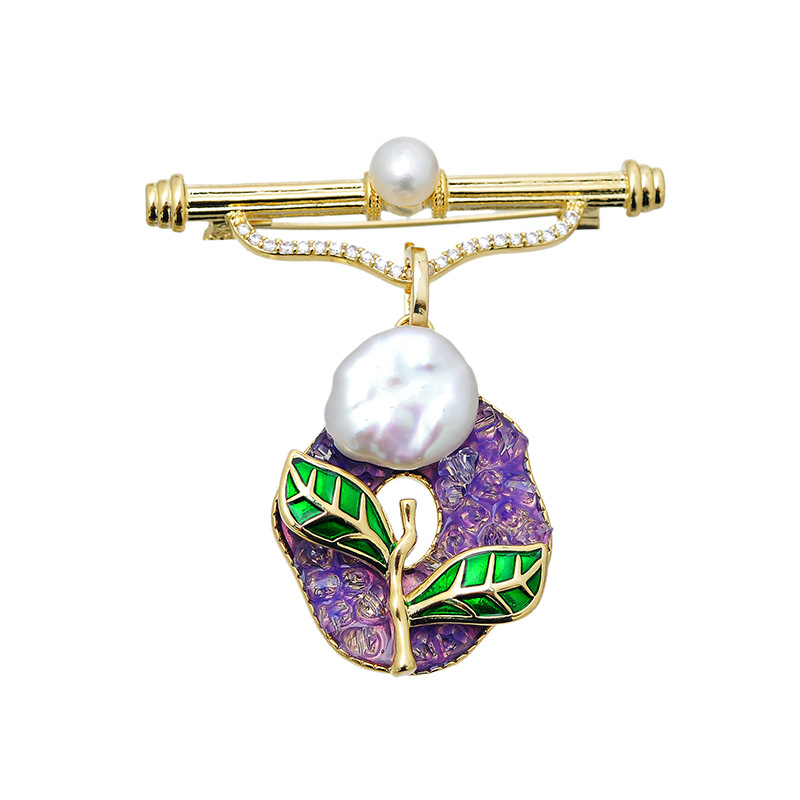 Broš s biserom slatkovodne perle i kristalnom ružom — bakarno legura, cvjetni dizajn, elektroplatiranje, dekorativni dodatak za žene za sakoi/cardigan/šal