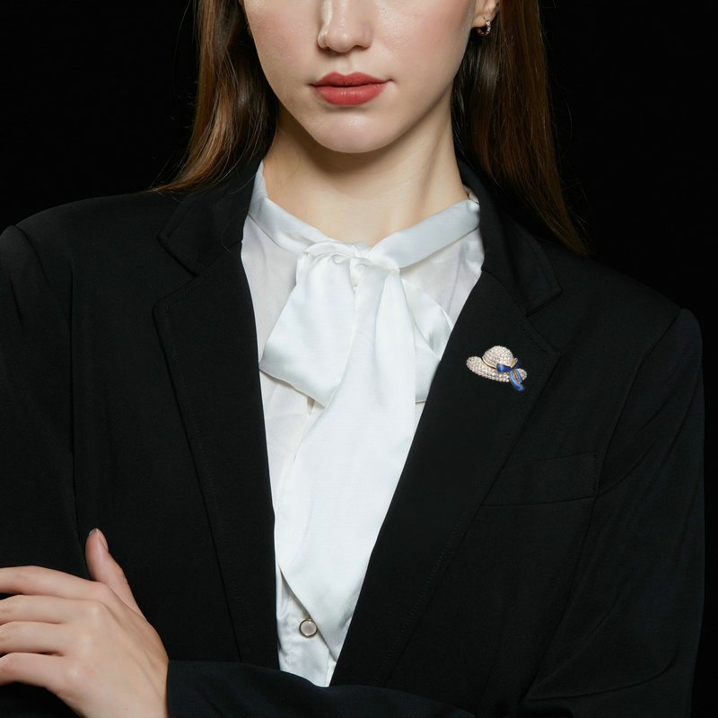 Broșă pentru femei, stil nișă, cupru, micro-incrustație, model XR09666, decorativ, cadou