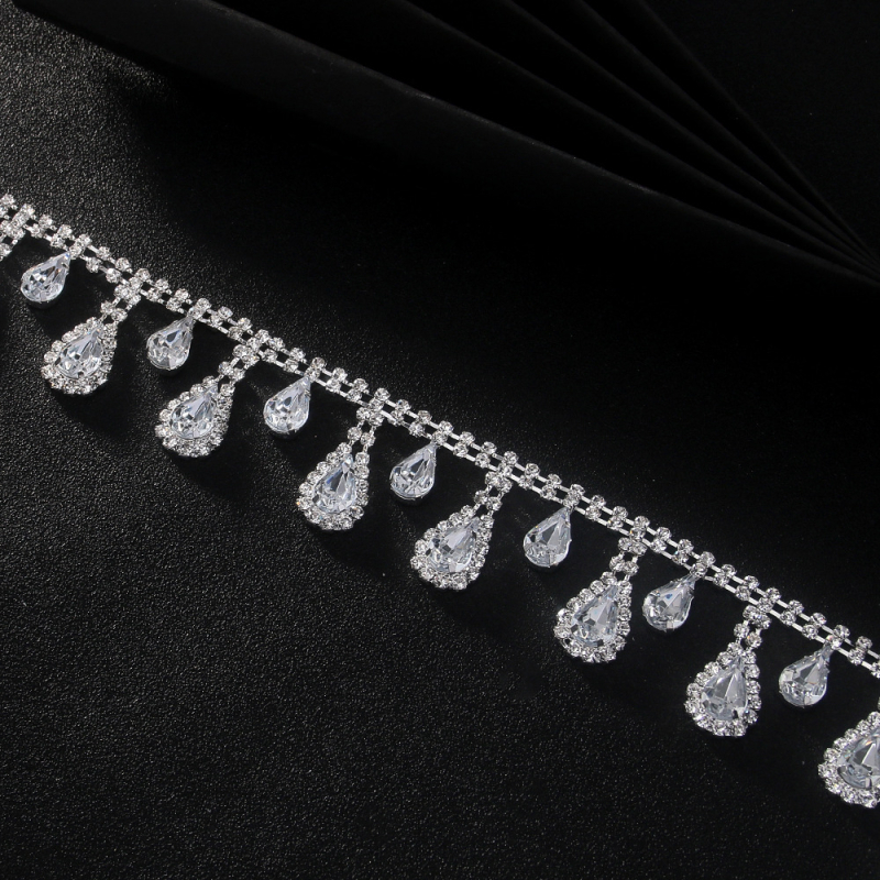 Koreai stílusú hajfésű csepp alakú strasszkövekkel, menyasszonyi hajdísz fehér kristályokkal, elektroplakolás