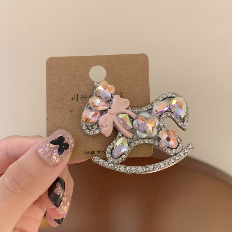 Clip de păr 530 – inimă cu stele, clip duckbill pentru breton lateral, realizare manuală, materiale mixte, stil pastoral